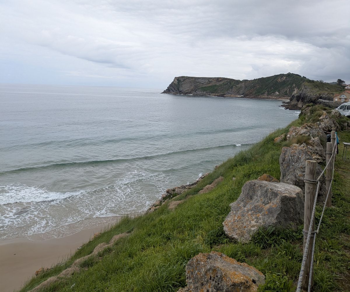 14-die Küste bei Comillas